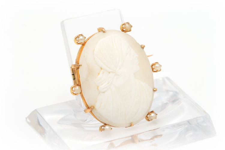 Broche Broche Années 50 or jaune, perles fines et camée 58 Facettes 13901