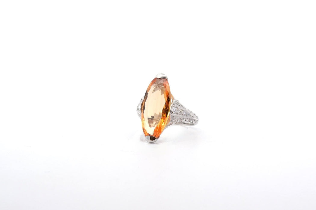 Bague 53 Bague platine, topaze 7,60cts, diamants 58 Facettes 25649A-26069