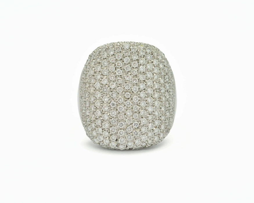 Ring in white gold with diamond pave ct 2.2