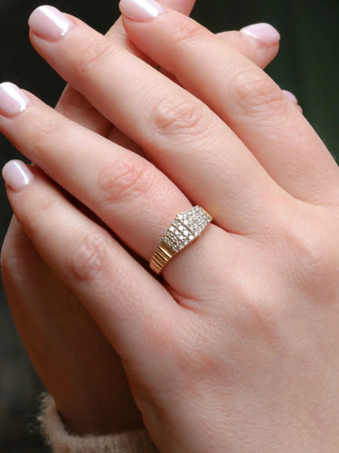 Bague 53 Bague vintage or godronné diamants 0,6 ct 58 Facettes J316