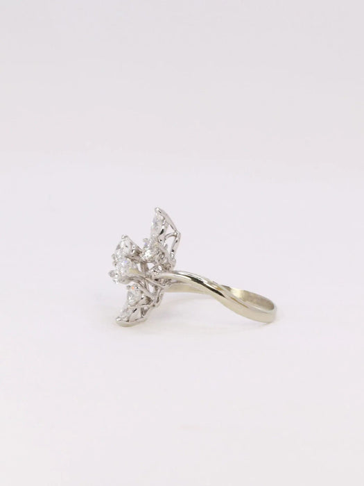 Vintage flower diamond ring