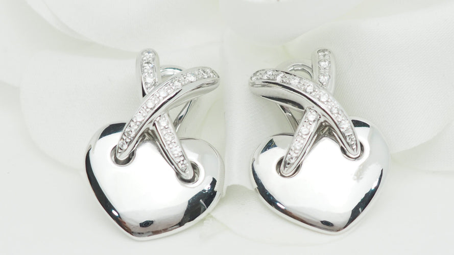 Boucles d'oreilles Boucles d'oreilles CHAUMET Liens en or blanc et diamants 58 Facettes 32735