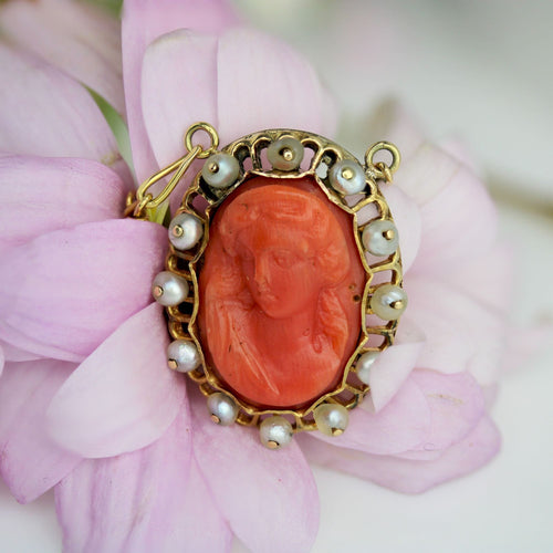Collier Collier ancien or jaune camée corail et perles fines 58 Facettes 25-027
