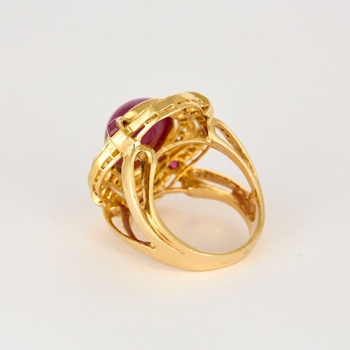 Bague 63 Importante bague or jaune et imposant rubis cabochon 58 Facettes ALGU31