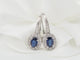 Boucles d'oreilles Boucles d'oreilles dormeuses en or blanc, saphir et diamants 58 Facettes 7313