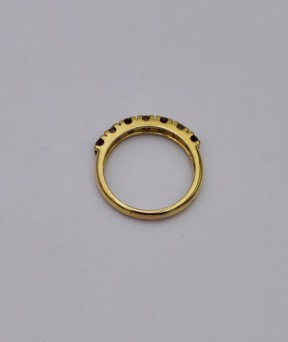 Bague 52.5 Demie alliance ornée de rubis et diamants 58 Facettes