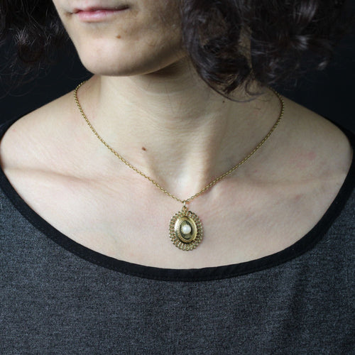 Pendentif Pendentif vintage or jaune et perle de culture 58 Facettes CVP186