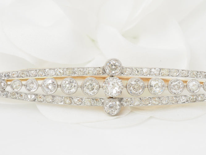 Broche Importante broche Art Déco en or jaune platine et diamants 58 Facettes 33487