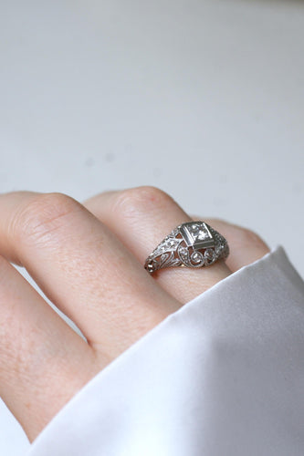 Bague 57 Bague Art Déco Dôme Ajouré Diamants 58 Facettes