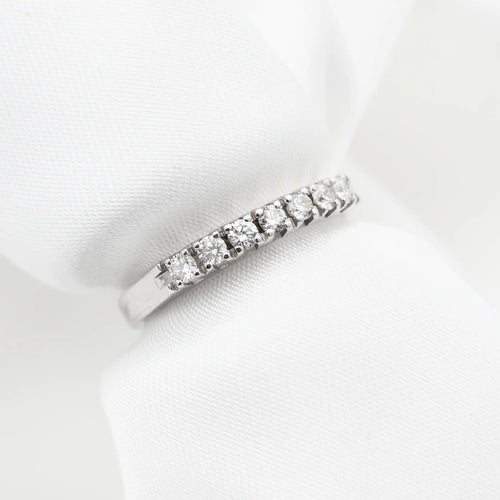 Bague Bague en or blanc et diamant 58 Facettes