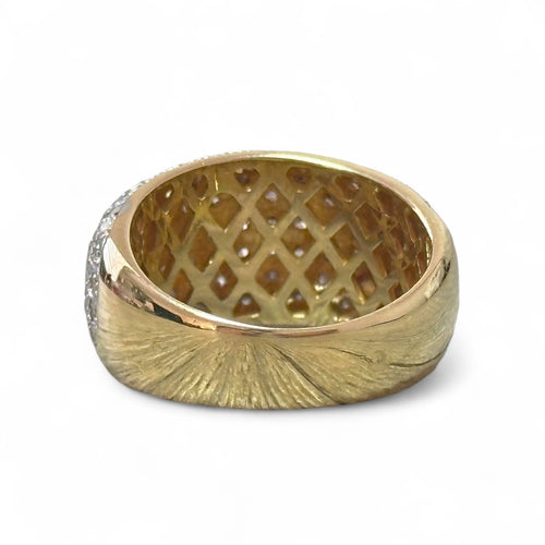 Ring bezet met diamanten 