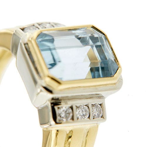 Bague 55 Bague avec aigue-marine et diamants 58 Facettes 37500