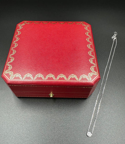 Collier CARTIER. Collection "Cartier d'amour", collier or blanc et diamants (full set) 58 Facettes