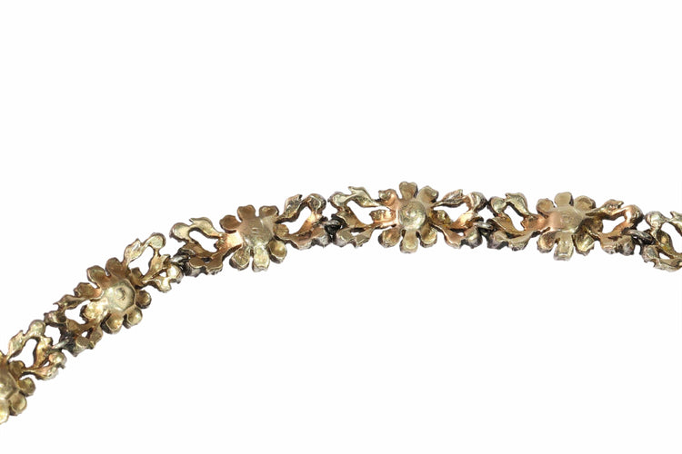 Collier Élégance victorienne : un tour de cou en diamants et perles d'une grâce intemporelle 58 Facettes 24086-0162