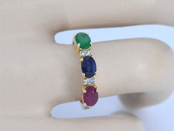 Bague Bague en or avec diamants et saphir, rubis, émeraude 58 Facettes 2129