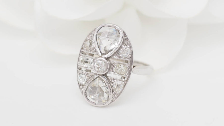 Bague 55 Bague Art Déco en or blanc et diamants 58 Facettes 32792