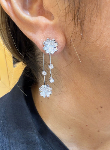 Boucles d'oreilles Boucles d’oreilles trèfles en or blanc et diamants 58 Facettes