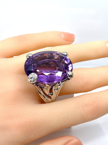 Bague 60 DIOR - Bague or blanc, grand modèle MISS DIOR, améthyste et diamants 58 Facettes AB638