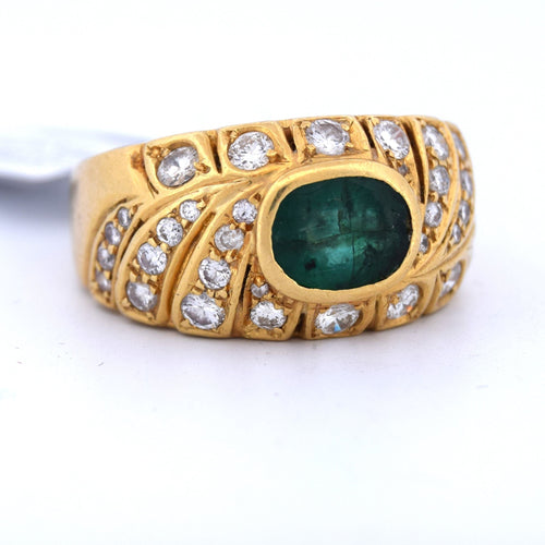 Bague 62 Bague en or jaune avec émeraude 58 Facettes