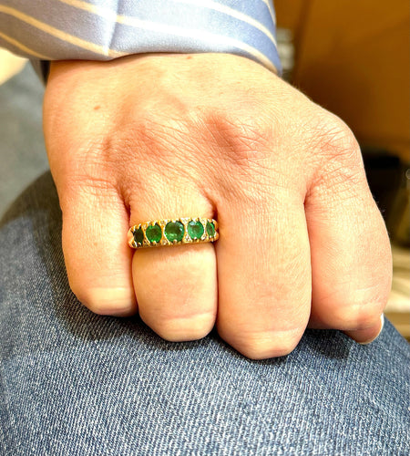 Bague 53 Bague jarretière émeraudes et diamants 58 Facettes