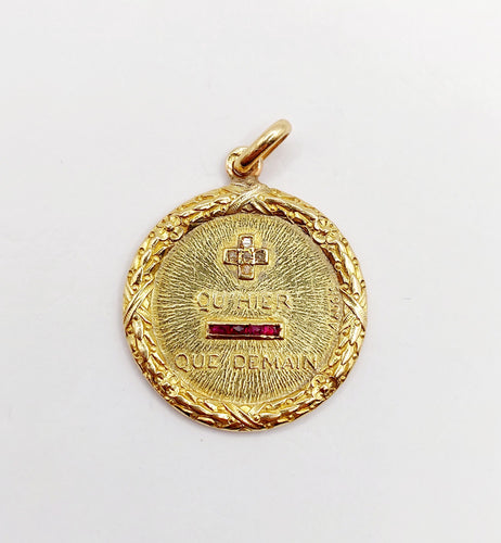 RAR Pandantiv medalie de dragoste AUGIS 22mm aur 18k diamant și rubin : "+ decât ieri - decât mâine" (circa 1930) 