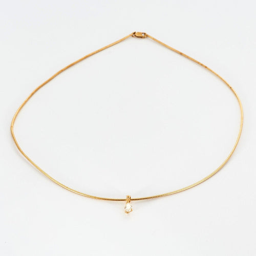 Collier Collier or jaune serti d'un diamant poire 58 Facettes BG3