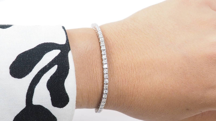 Bracelet Bracelet rivière en or blanc et diamants 58 Facettes 32500