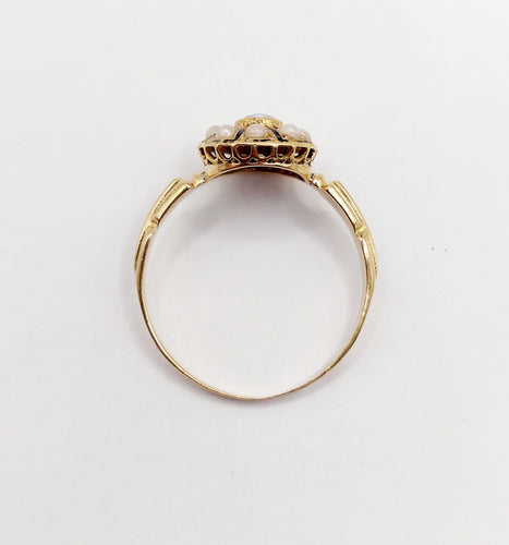 Bague 53 Bague cible antique or jaune 18k perles et émail noir (circa 1900) 58 Facettes A06001