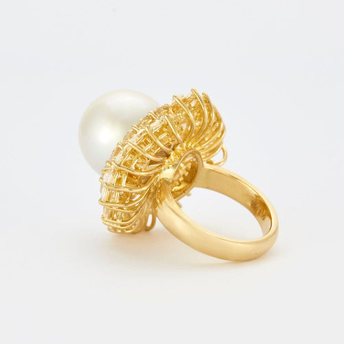 Bague 52 CARL BUCHERER - Importante bague cocktail en or jaune, perle des Mers du Sud, diamants 58 Facettes