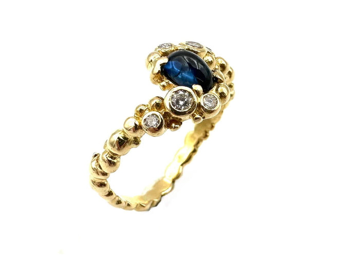 Bague 54 GILBERT ALBERT. Bague or jaune 18K, saphir et diamants 58 Facettes