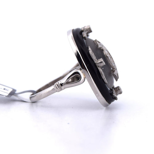 Bague 53 Bague vintage en platine ornée de cristal de roche, d'onyx et de diamants 58 Facettes AN531