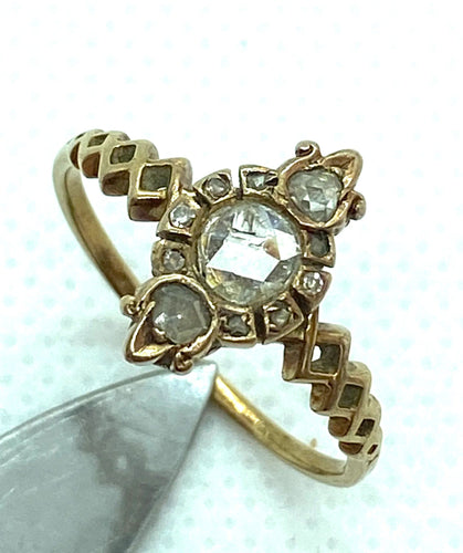 Bague 58 Bague en diamants anglais 58 Facettes