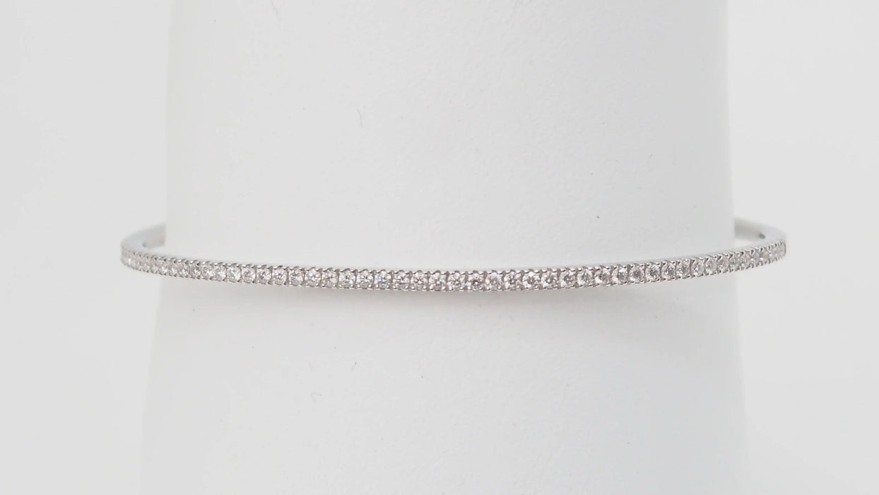 Bracelet Bracelet Jonc en or blanc et diamants 58 Facettes 30939