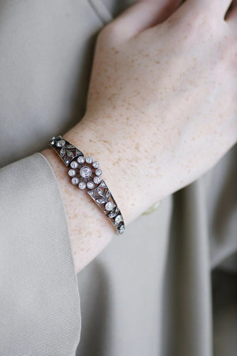 Bracelet Bracelet ancien en or rose, argent, et diamants 58 Facettes