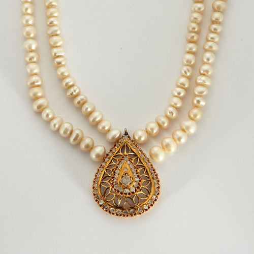 Collier Collier or jaune perle et diamants 58 Facettes LP751/9