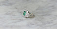 Bague Bague Art Déco Emeraude 1,00 Ct et Diamants sur Platine 58 Facettes