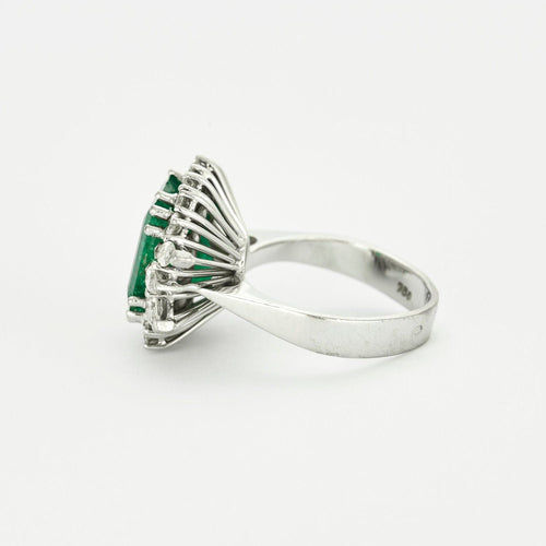 Bague 53 Bague émeraude entourage diamants 58 Facettes GU1