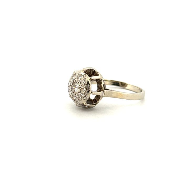Pavée ring in white gold and diamonds