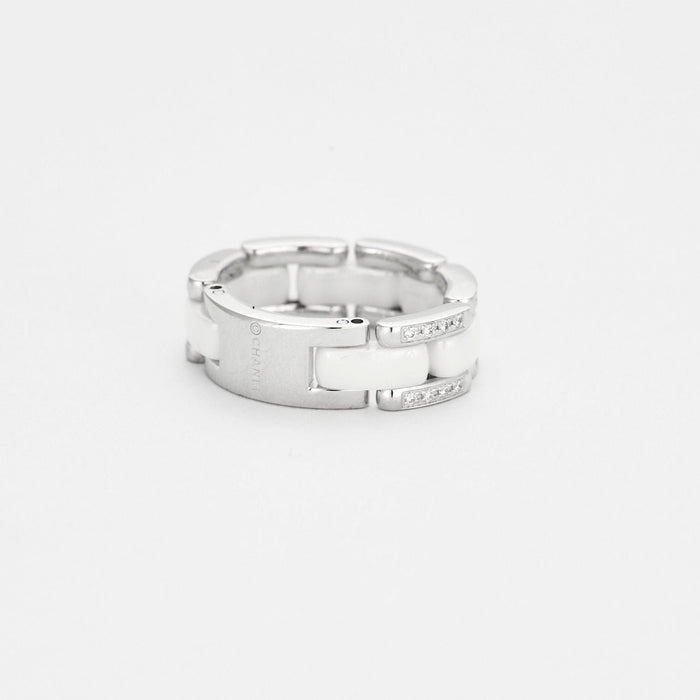 Bague 56 CHANEL - Bague Ultra en or blanc, céramique blanche et diamants 58 Facettes