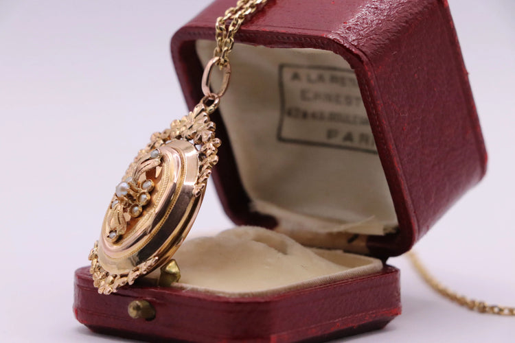 Pendentif Pendentif ancien, porte-souvenir 58 Facettes 1056