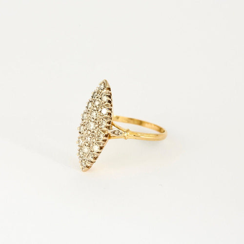 Bague 63 Bague Marquise or jaune et diamants 58 Facettes ANG0447