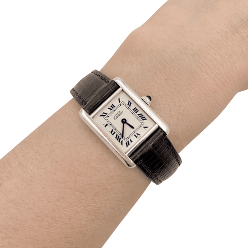 Montre Montre Cartier "Tank Must" argent, cuir. 58 Facettes 34500