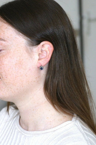 Boucles d'oreilles Boucles d'Oreilles Marguerite Saphir et Diamants 58 Facettes