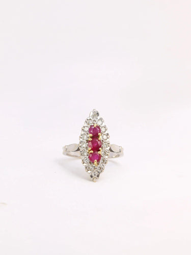 Bague 48 Bague marquise vintage rubis et diamants 58 Facettes J317