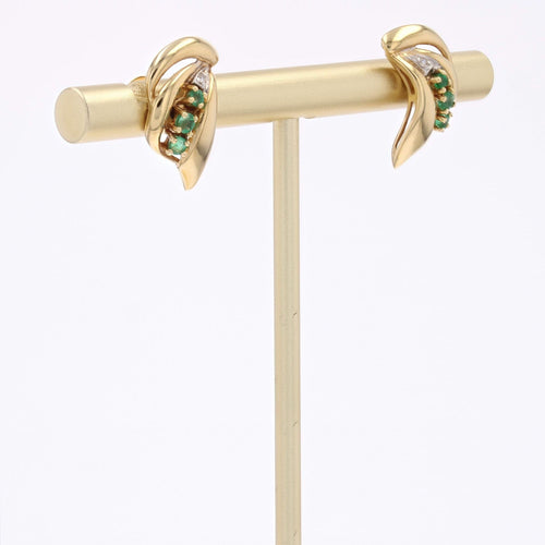 Boucles d'oreilles Puces d'oreilles d'occasion émeraudes diamants or jaune 58 Facettes 24-332A