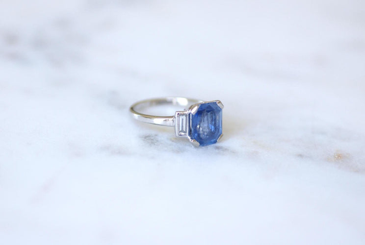 Bague 55 Bague en Or Blanc, Platine, Saphir Ceylan Non Chauffé et Diamants Baguettes 58 Facettes