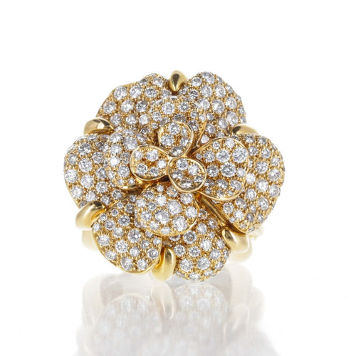 Bague 52 CHANEL - Bague Camelia Or jaune et Diamants 58 Facettes 2.19112