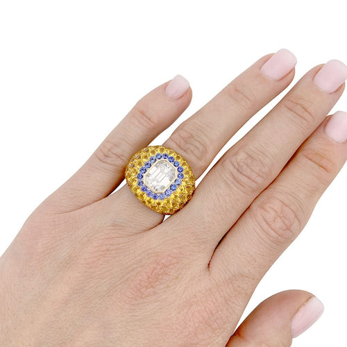 Bague 52 Bague or blanc, diamant brun 2,57 carats, pierres de couleurs. 58 Facettes 33323