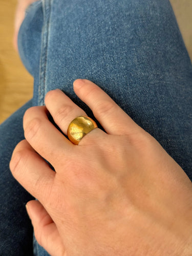 Bague 52 Bague bandeau bombée en or jaune 58 Facettes REF24020-184