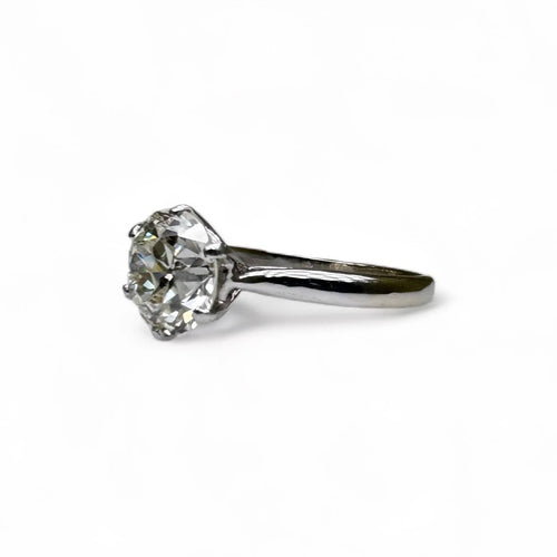 Bague Solitaire en or blanc et diamant de 2,40 carats 58 Facettes